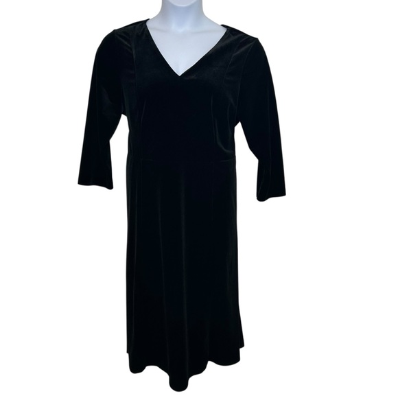Lands End black velvet v neck a line 3/4 sleeve dress size 16W cocktail party - Picture 2 of 9